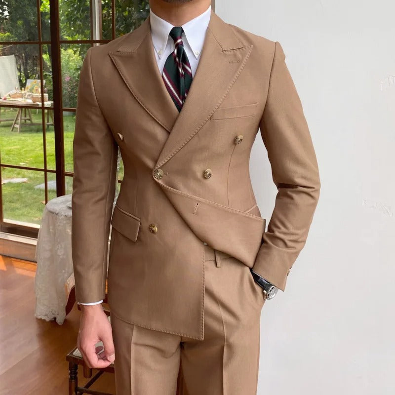 Men's Double-Breasted Suit With Contrast Metal Buttons - Khaki