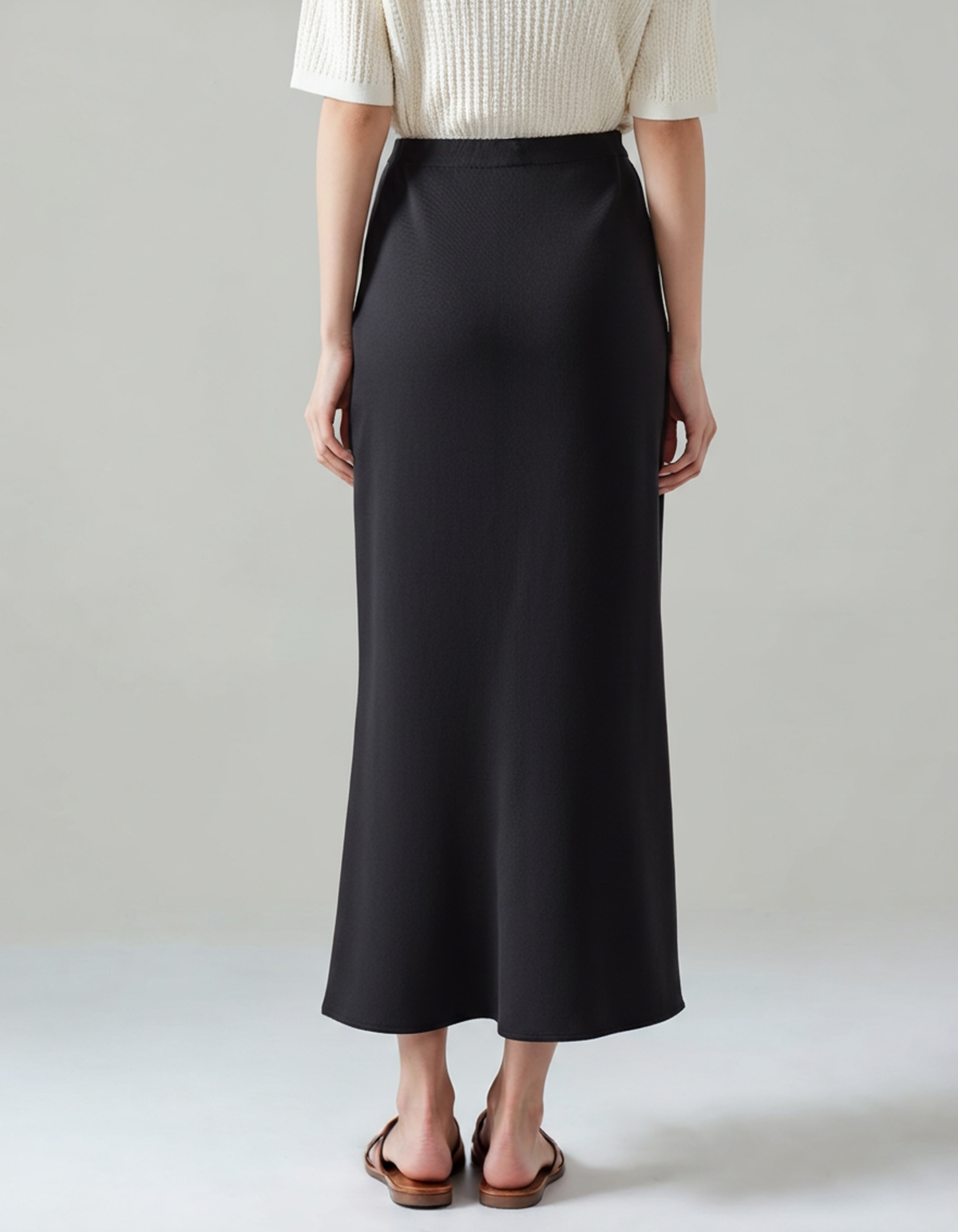 Women's Satin Bias-Cut Midi Skirt With Elasticated Waist - Black